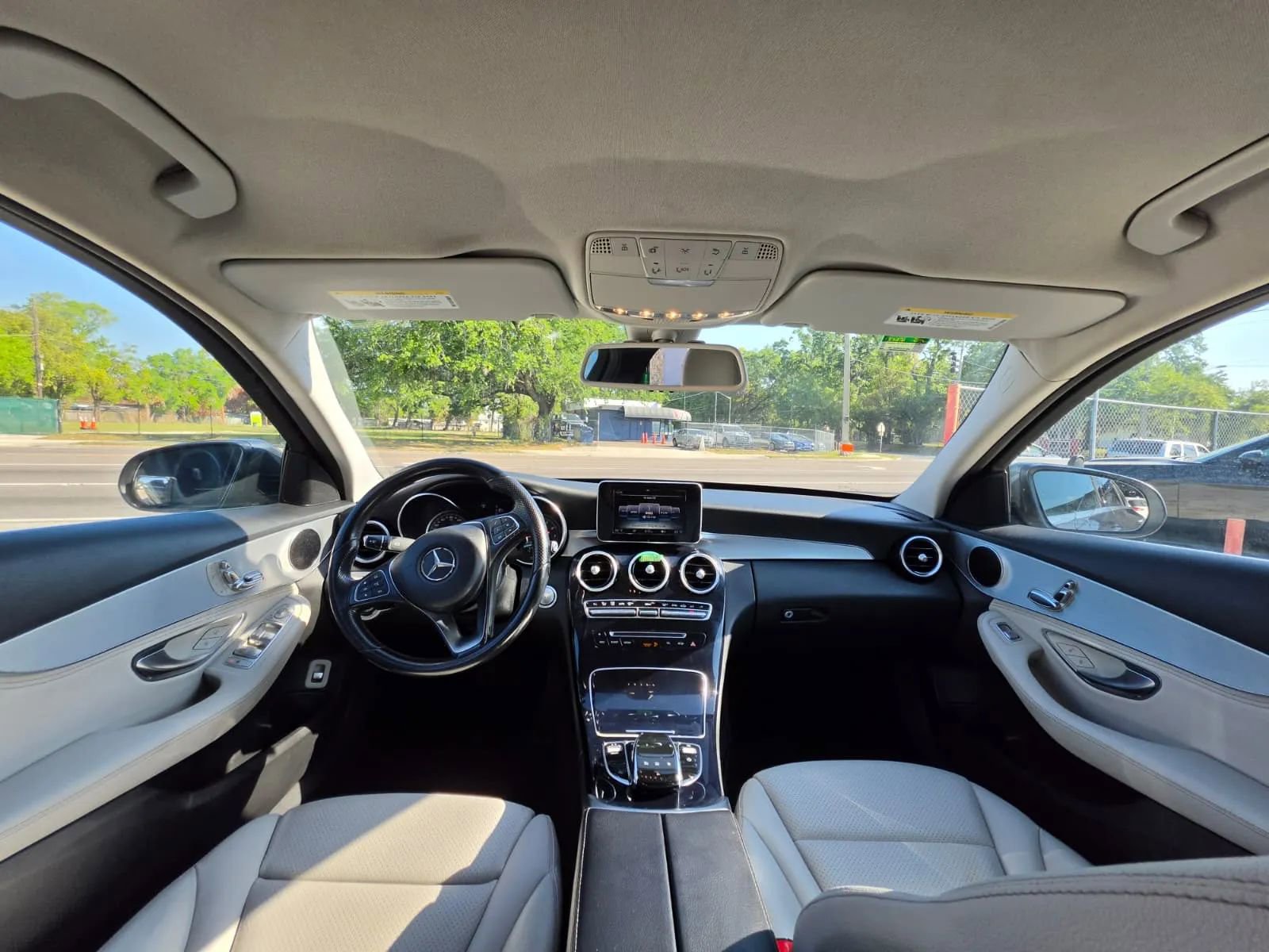 Used 2015 Mercedes-Benz C 300 Sedan image 11