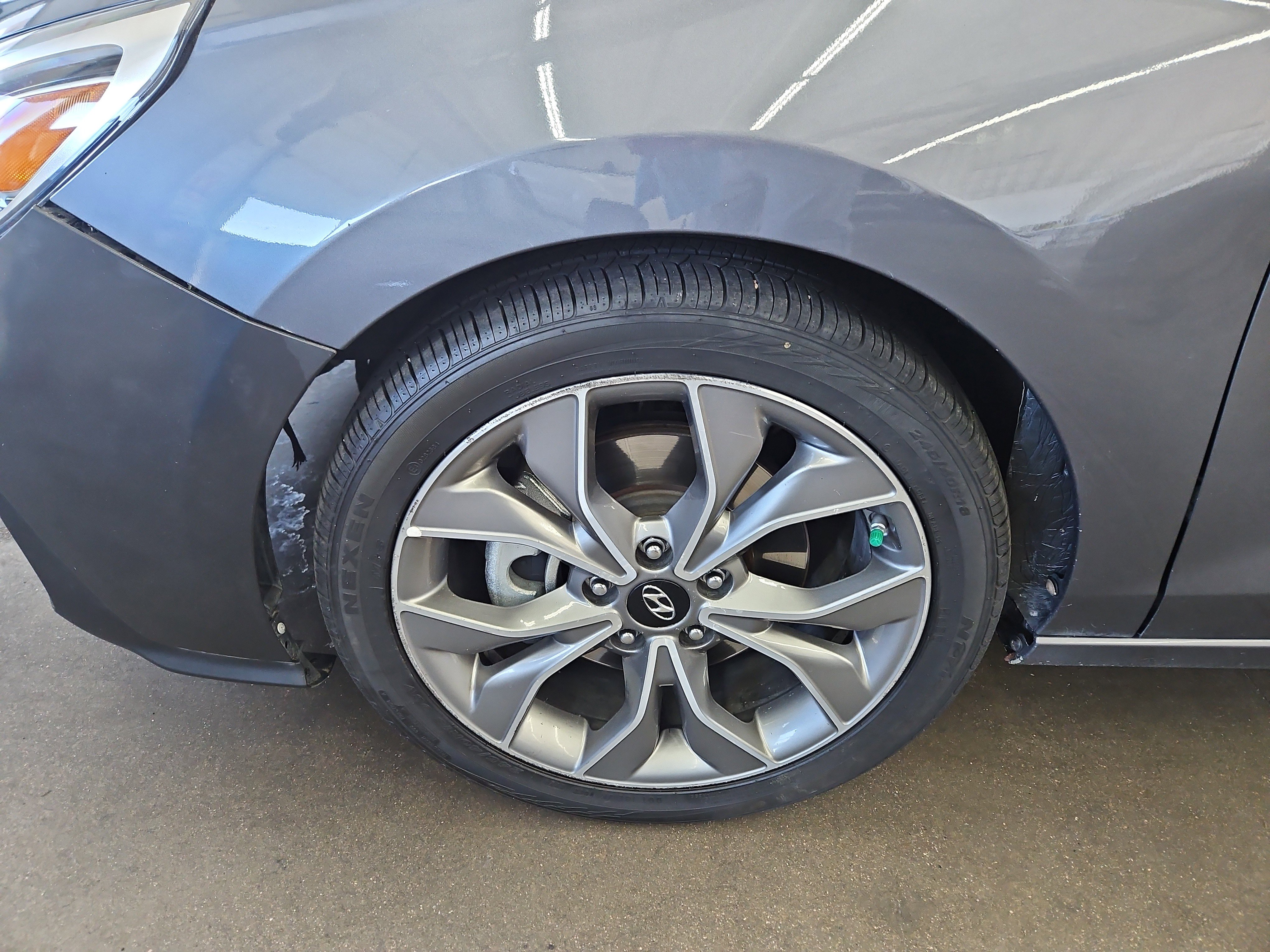 Used 2019 Hyundai Elantra GT N Line image 18