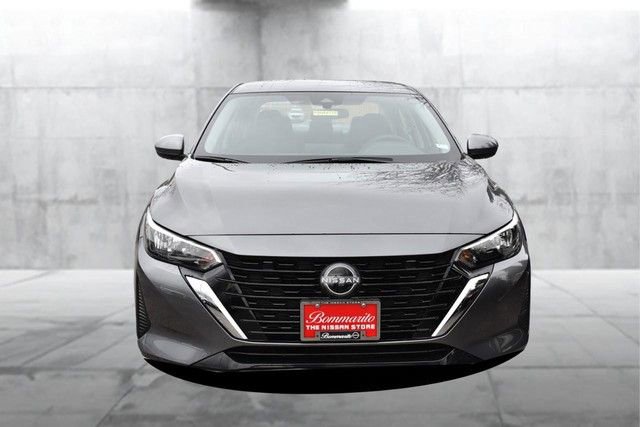 Certified 2025 Nissan Sentra SV image 4