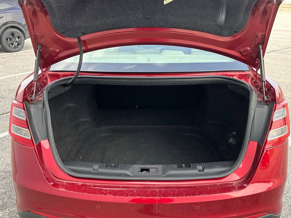 Used 2013 Ford Taurus Limited image 16