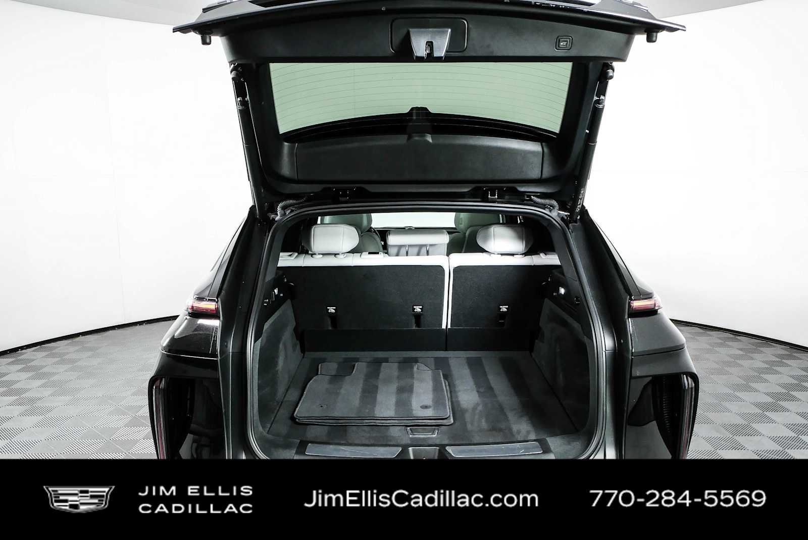 Certified 2024 Cadillac Lyriq Sport RWD image 31