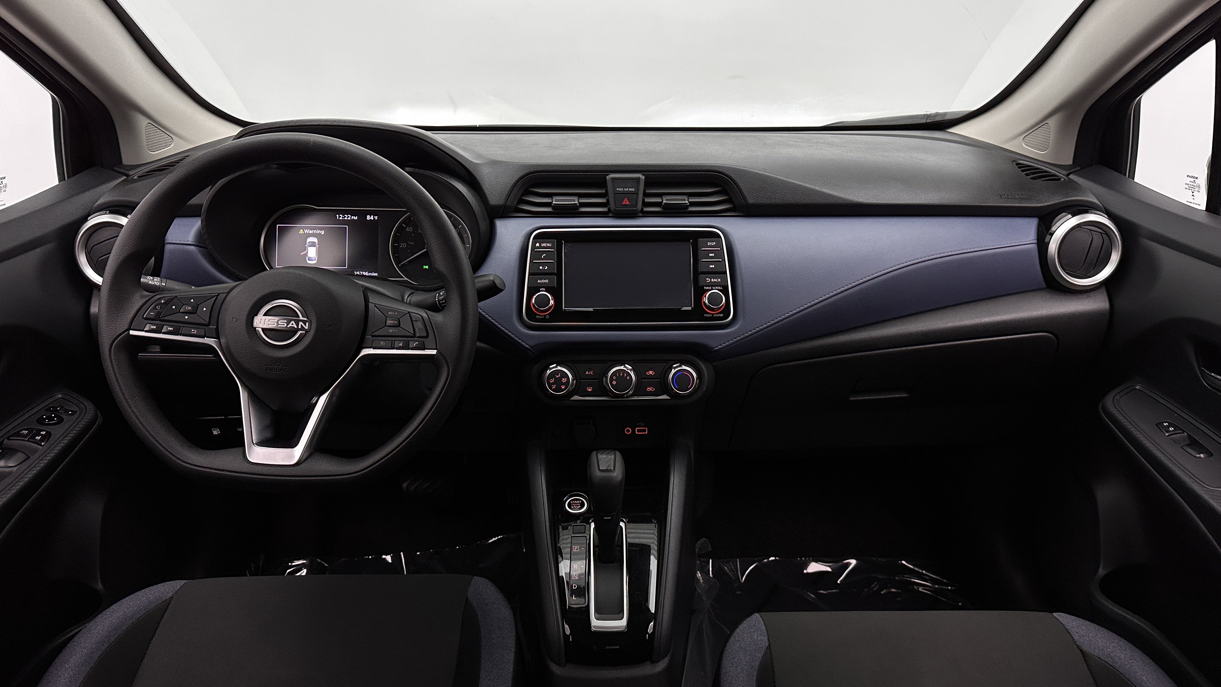 Used 2025 Nissan Versa SV FWD image 28