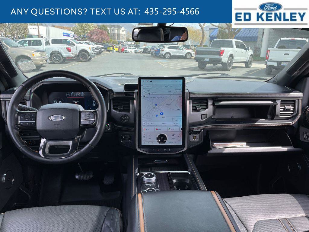Used 2023 Ford Expedition Max Platinum AWD/4WD image 9