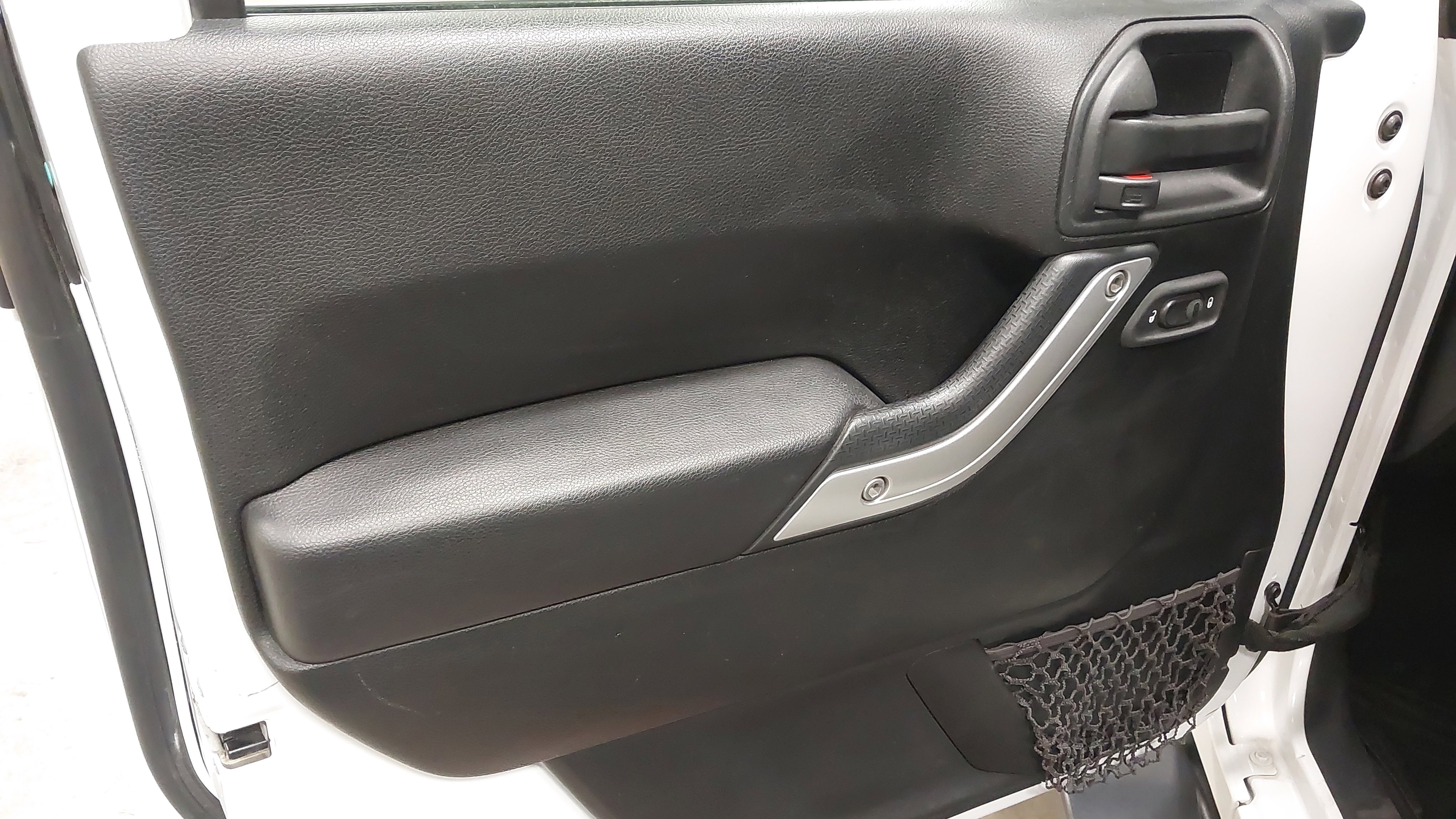 Used 2017 Jeep Wrangler Unlimited Sahara w/ Dual Top Group image 24