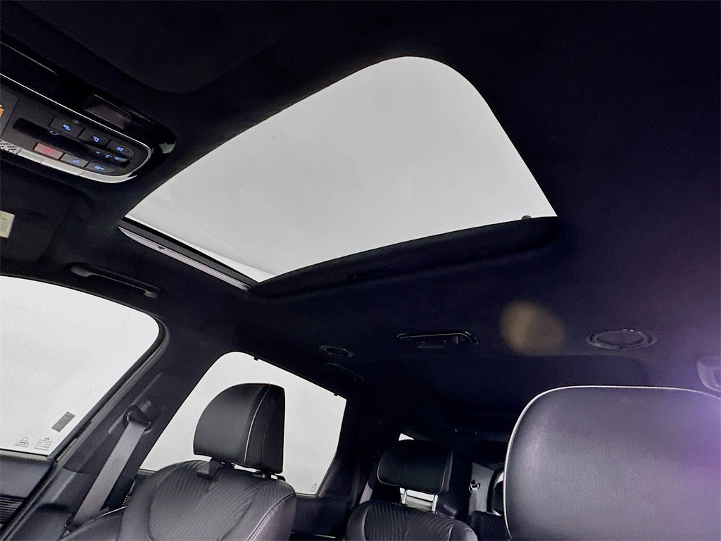 Used 2024 Hyundai Palisade Calligraphy image 11