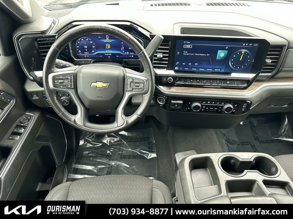 Used 2022 Chevrolet Silverado 1500 LT image 9