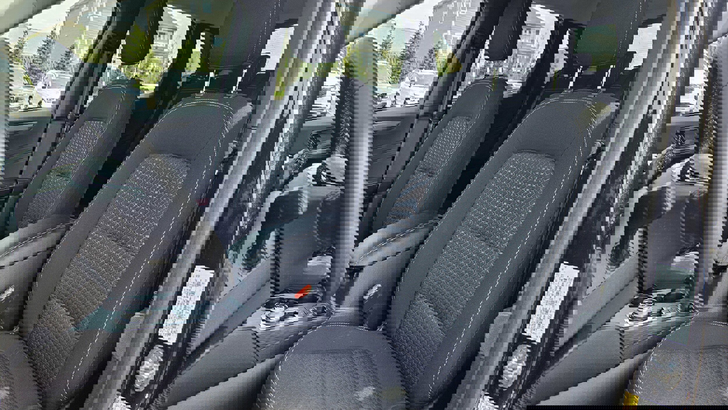 Used 2023 Ford Escape Active w/ Tech Pack #1 AWD/4WD image 13