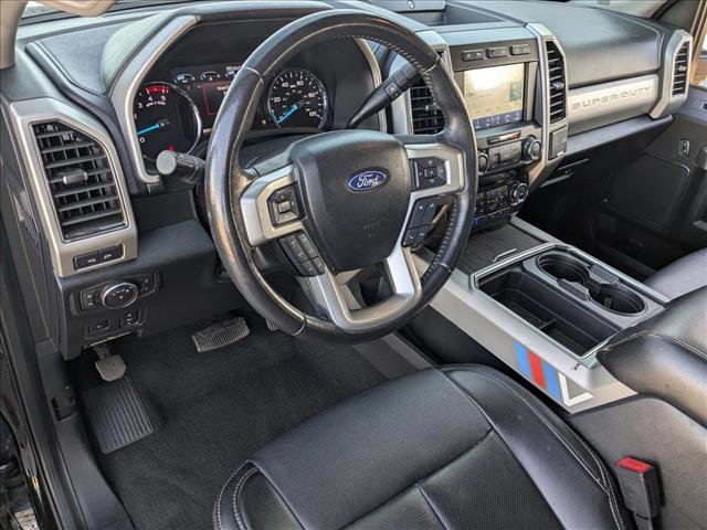 Used 2021 Ford F350 Lariat image 9