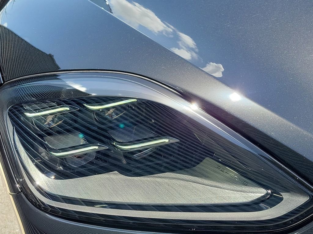 Certified 2025 Porsche Cayenne image 15