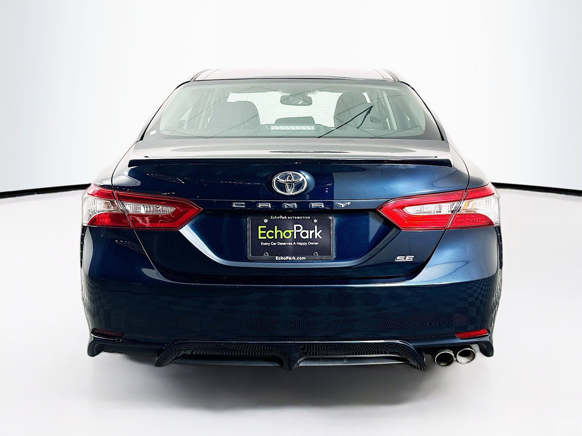 Used 2018 Toyota Camry SE w/ Convenience Package image 7