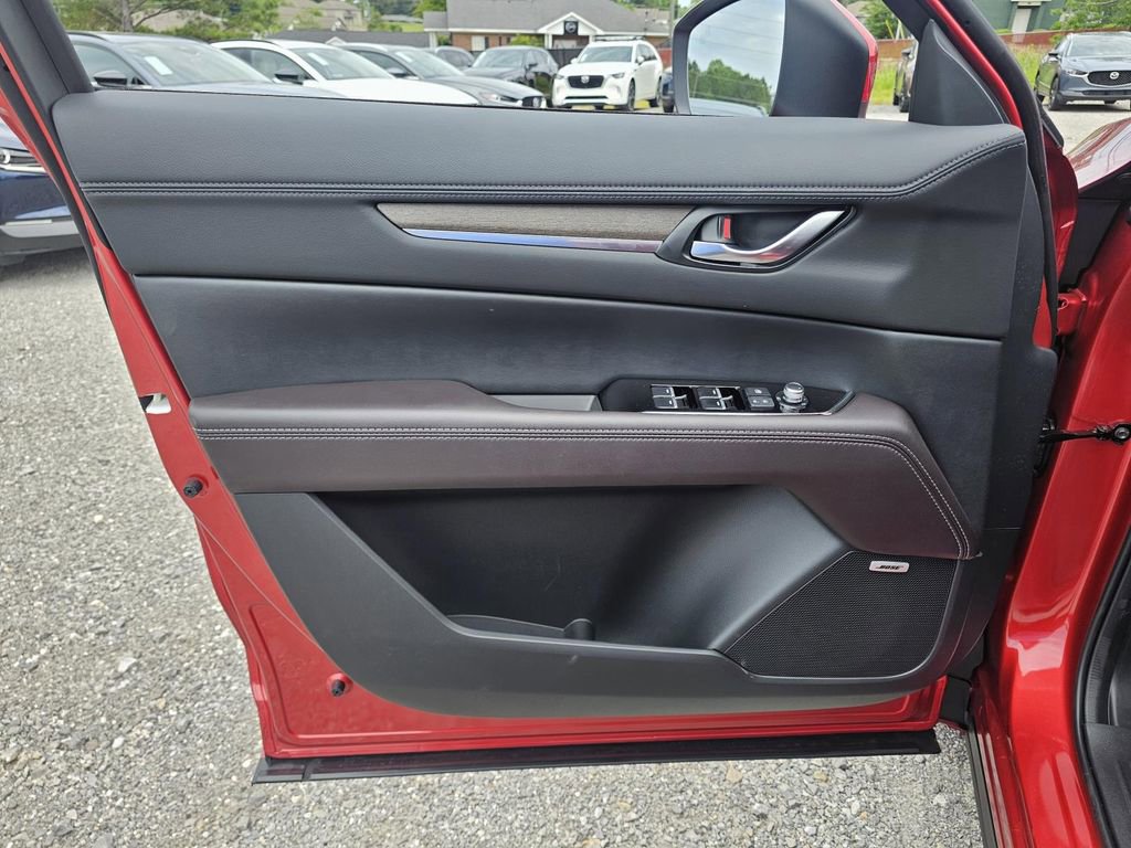 New 2025 MAZDA CX-5 Signature image 11
