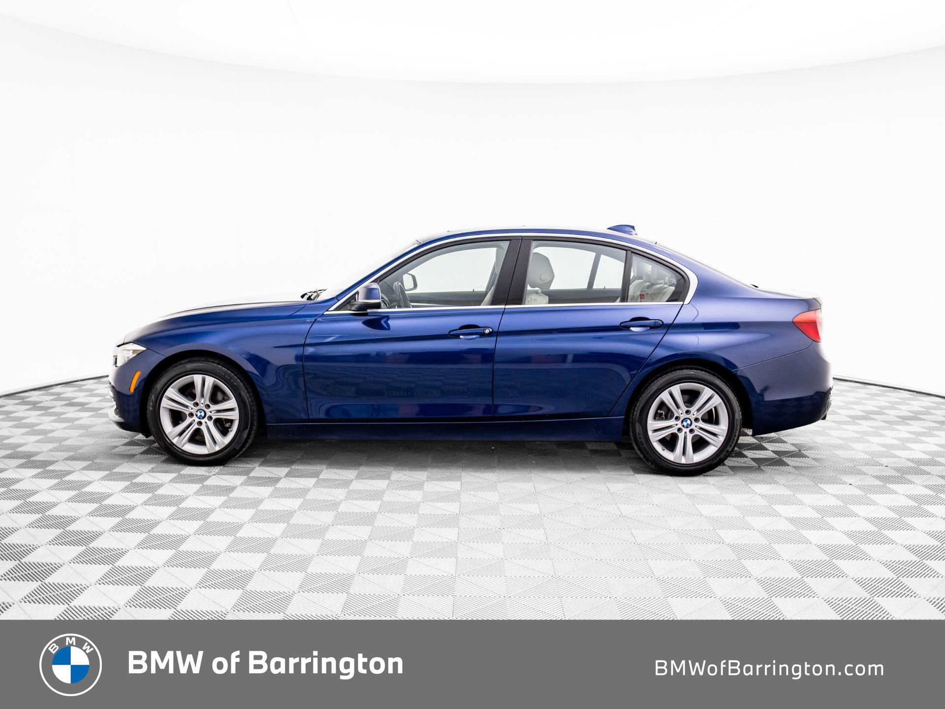 Used 2017 BMW 330i xDrive Sedan video 2