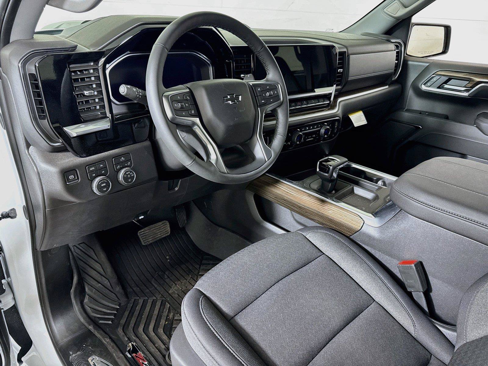 New 2026 Chevrolet Silverado 1500 LT Trail Boss w/ Protection Package AWD/4WD image 5