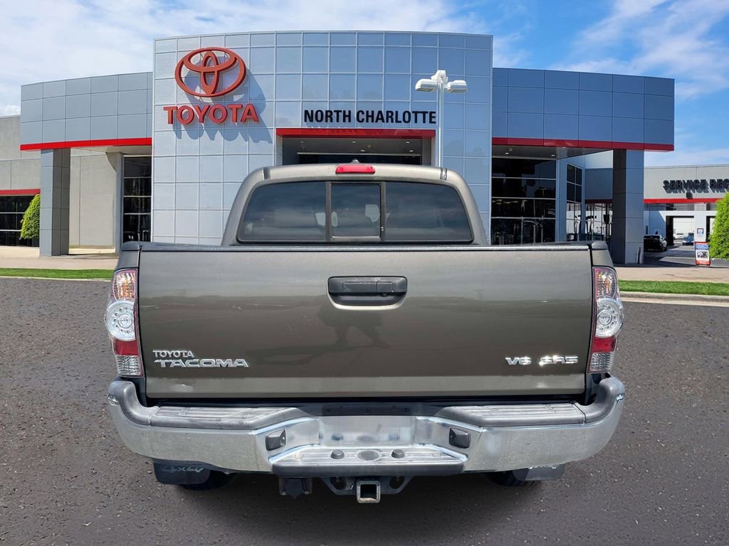 Used 2015 Toyota Tacoma 4x4 Double Cab w/ SR5 Package image 5
