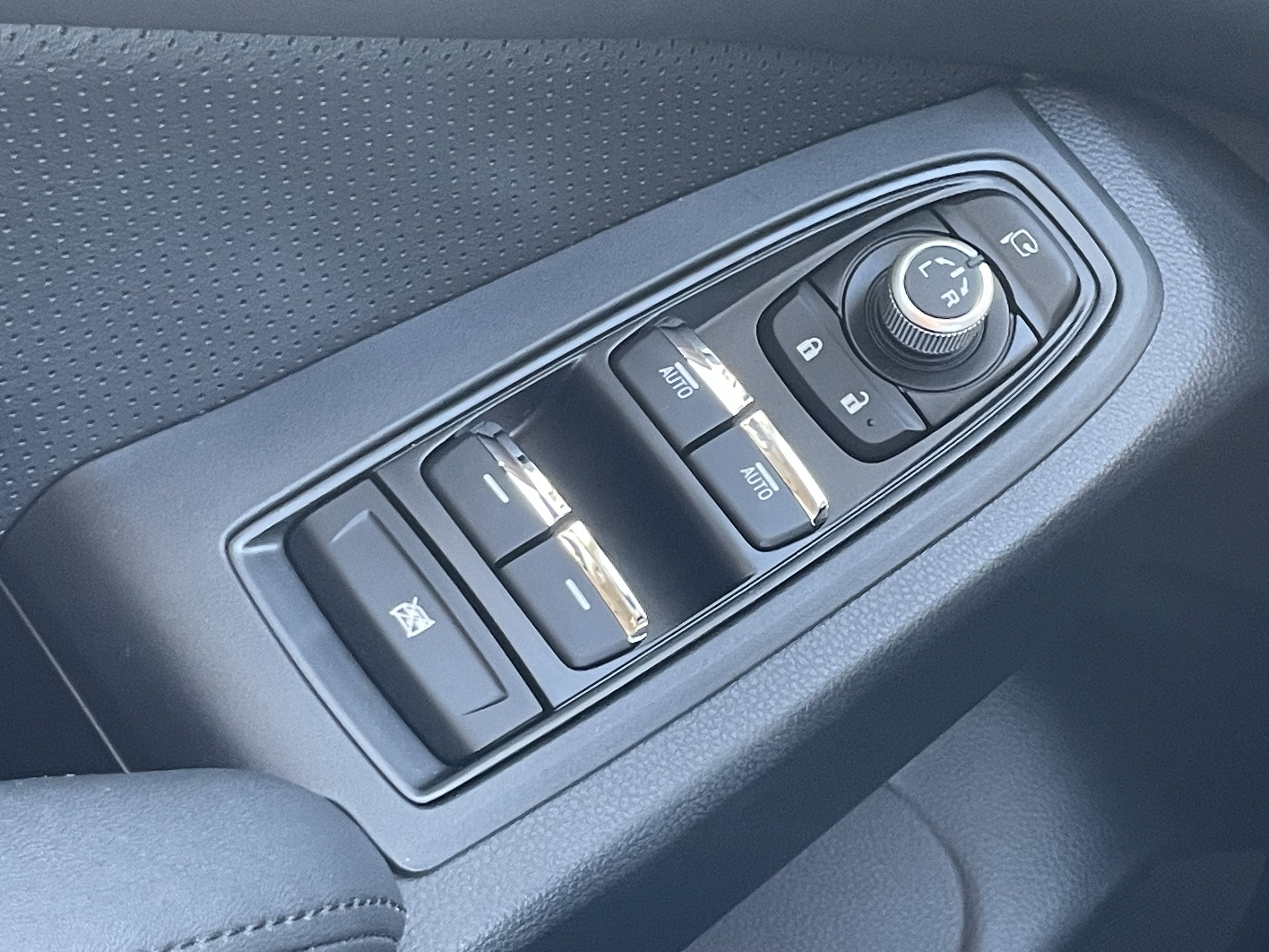 New 2025 Subaru Ascent Bronze Edition image 17