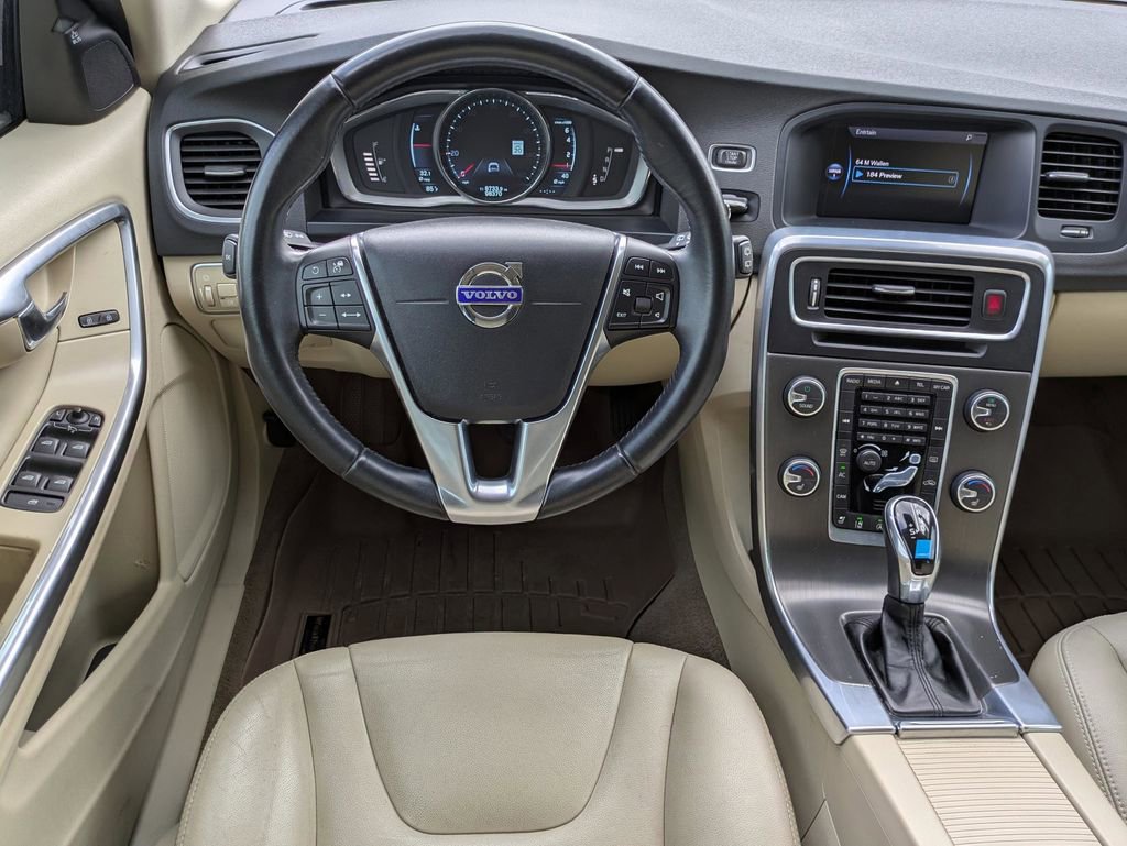 Used 2015 Volvo V60 T5 Premier Plus FWD image 10