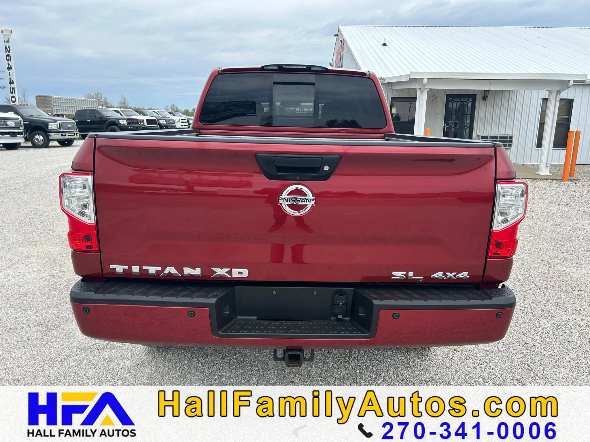 Used 2016 Nissan Titan SL AWD/4WD image 4