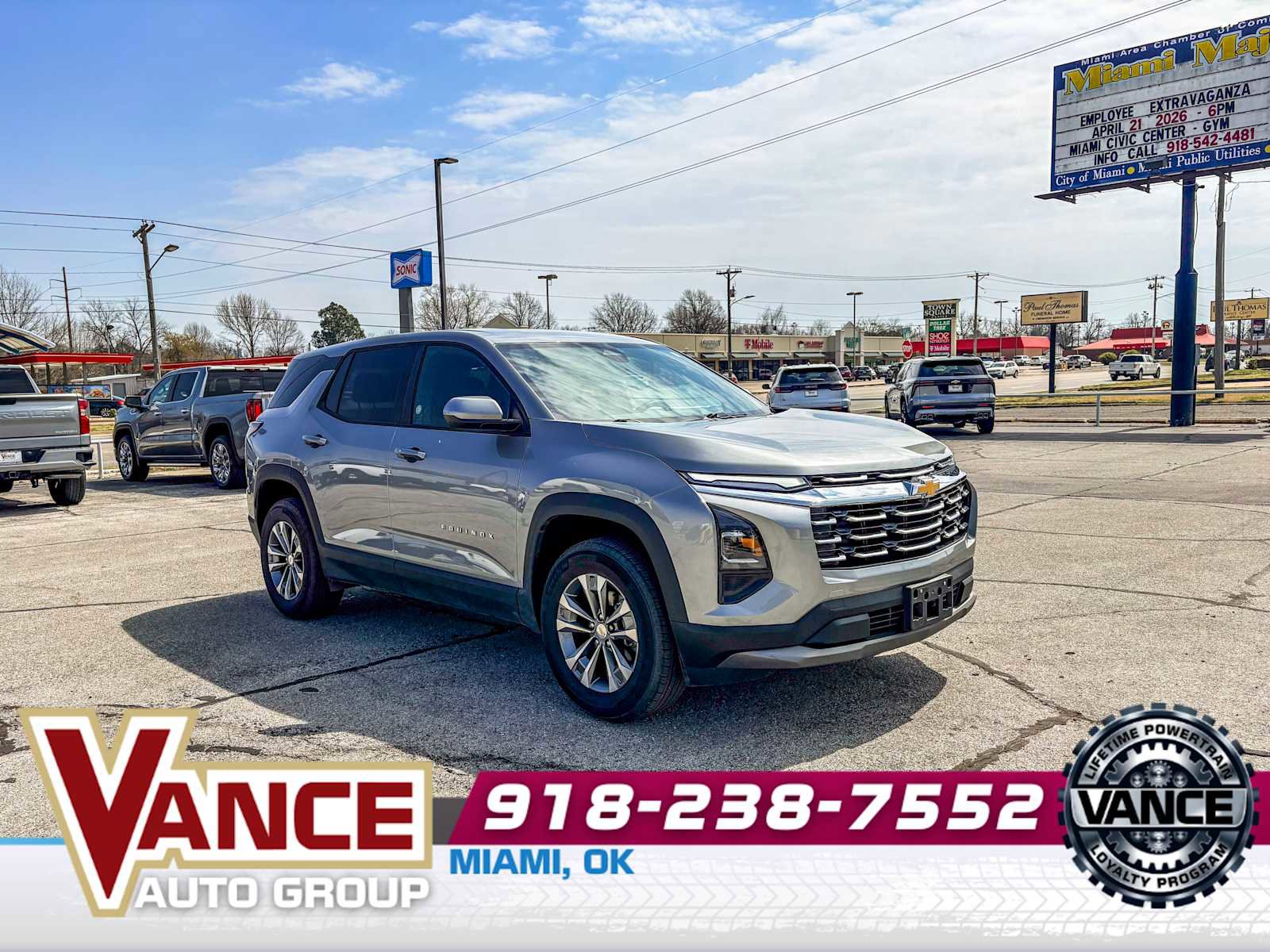 Used 2025 Chevrolet Equinox LT image 1