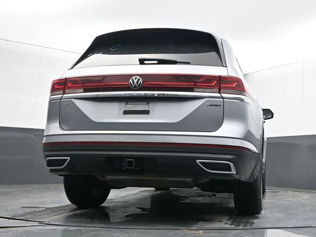 Used 2024 Volkswagen Atlas SE image 27