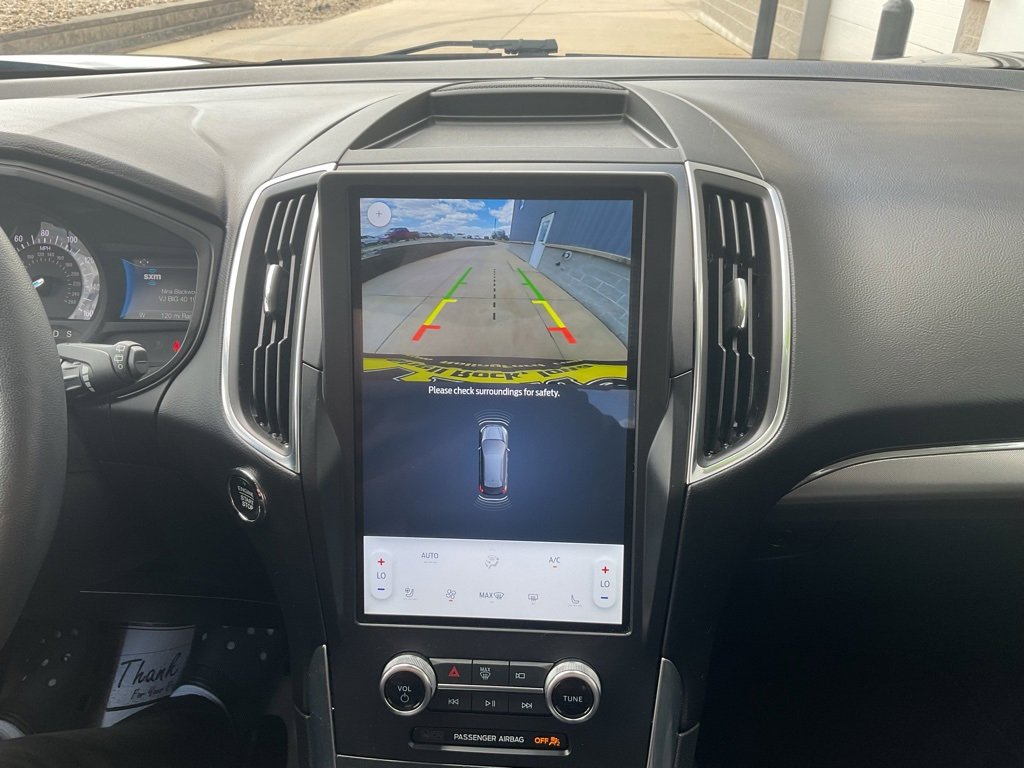 Used 2024 Ford Edge Titanium image 21