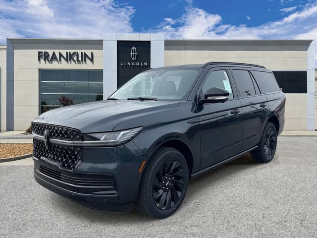 New 2026 Lincoln Navigator Reserve w/ Jet Appearance Package AWD/4WD image 3