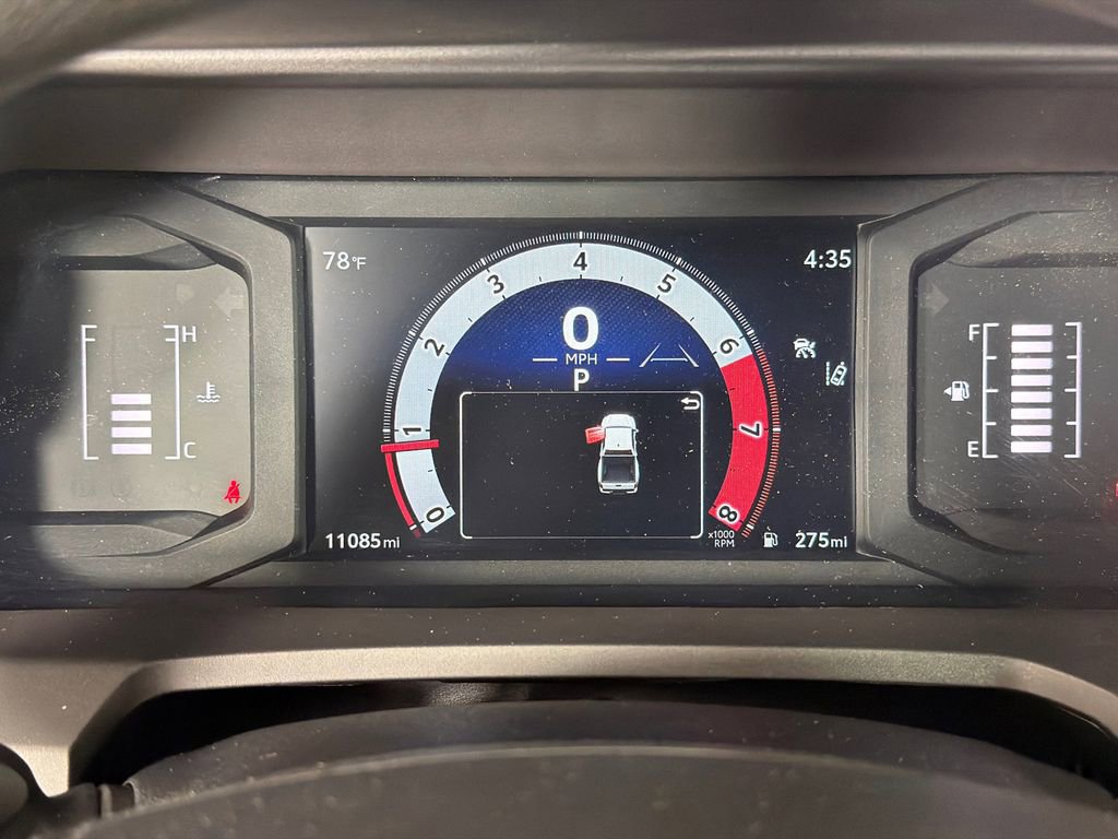 Used 2025 Toyota Tacoma SR5 AWD/4WD image 26