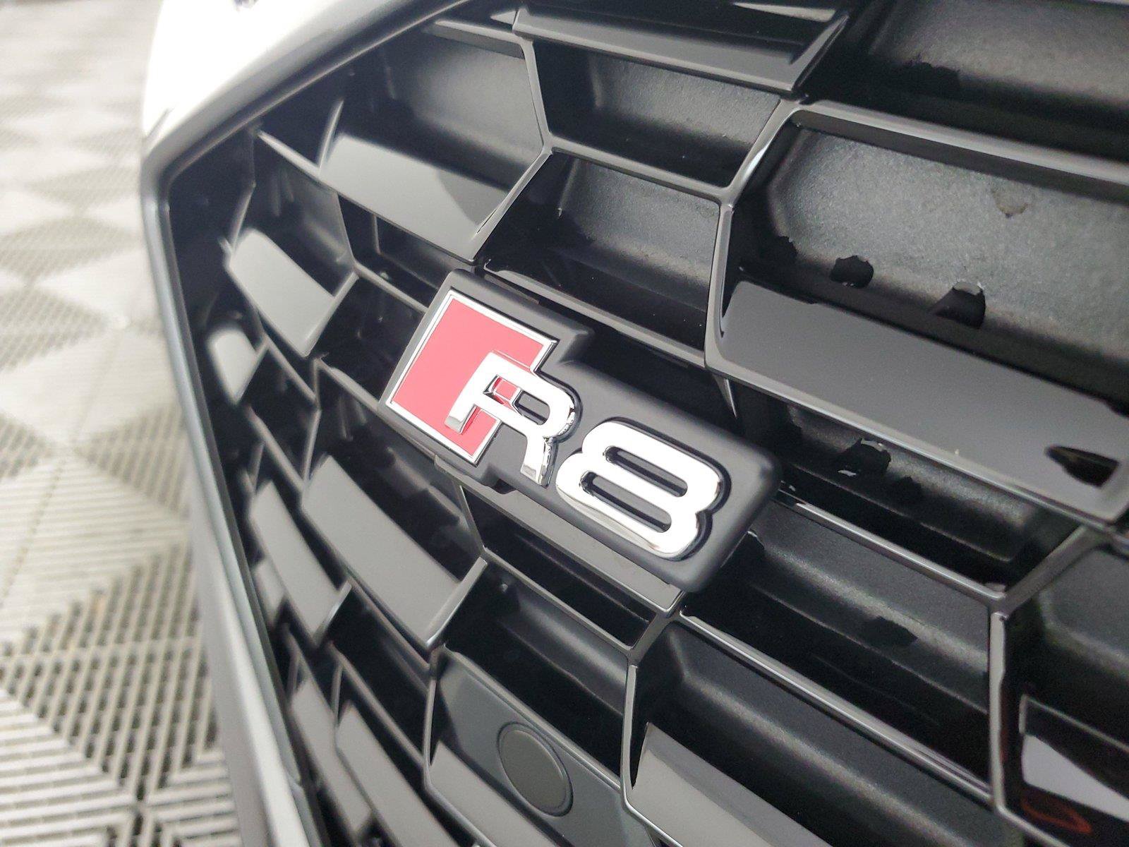 Used 2023 Audi R8 V10 performance RWD image 8