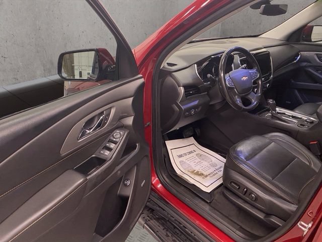 Used 2020 Chevrolet Traverse LT w/ LT Premium Package AWD/4WD image 20