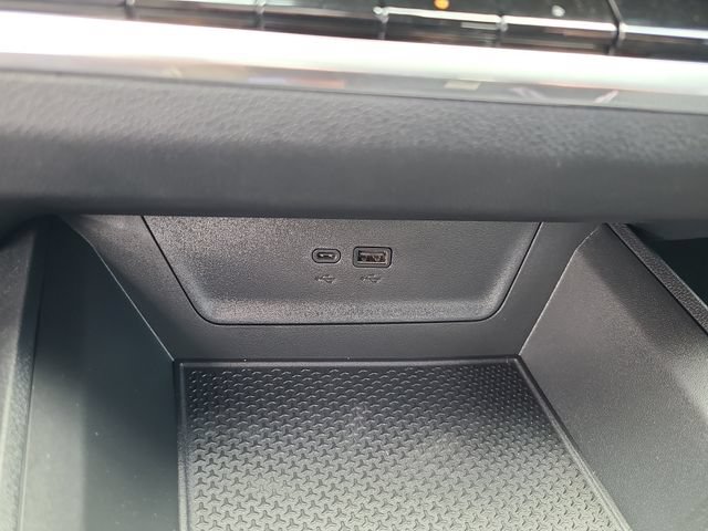 New 2027 Chevrolet Equinox LT FWD image 31