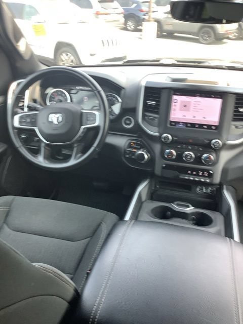Used 2022 RAM 1500 Big Horn AWD/4WD image 16