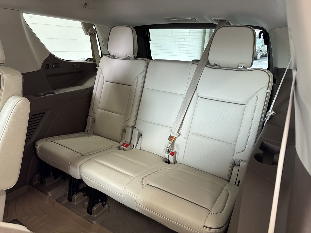 Used 2022 GMC Yukon Denali image 45