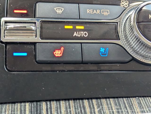 Used 2021 Lincoln Navigator Black Label w/ Cargo Convenience Package image 24