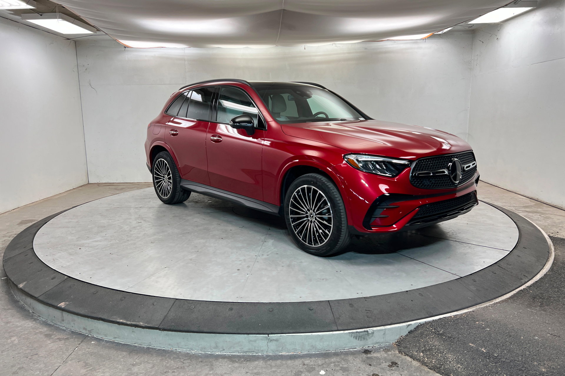 New 2026 Mercedes-Benz GLC 300 4MATIC image 7