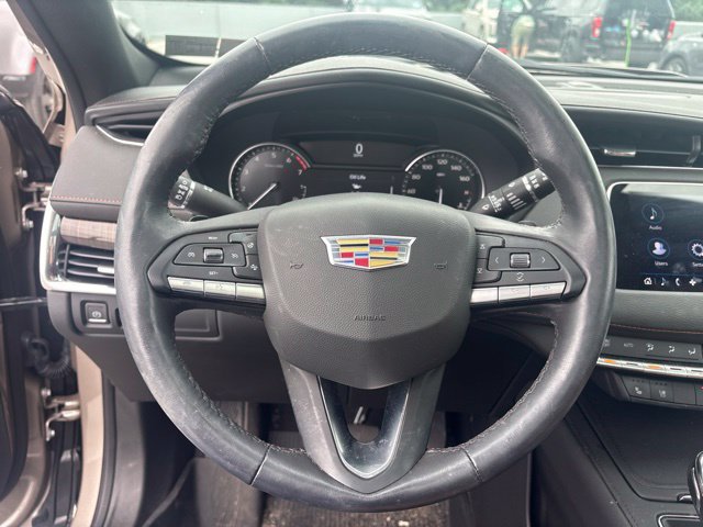Used 2023 Cadillac XT4 Premium Luxury AWD/4WD image 8