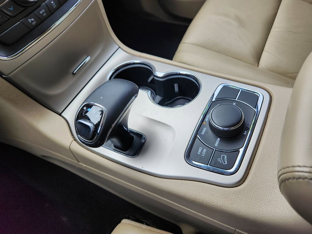 Used 2015 Jeep Grand Cherokee Limited image 22