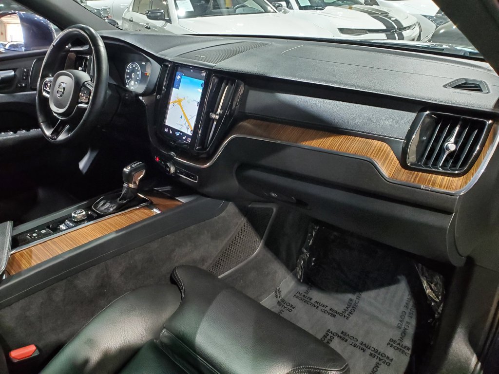 Used 2019 Volvo XC60 T5 Inscription w/ Protection Package Premier FWD image 14