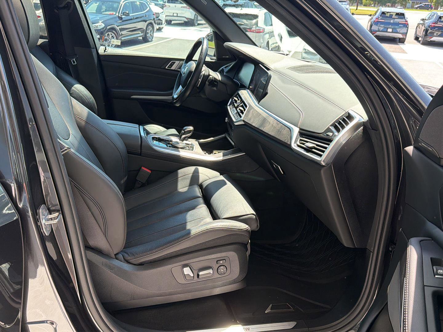 Used 2019 BMW X5 xDrive40i w/ Premium Package 2 AWD/4WD image 14