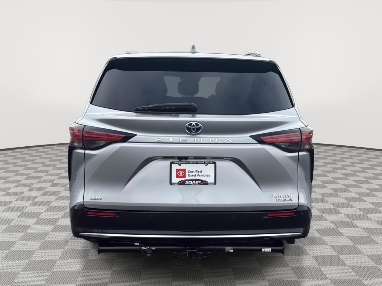 Used 2022 Toyota Sienna Platinum image 6