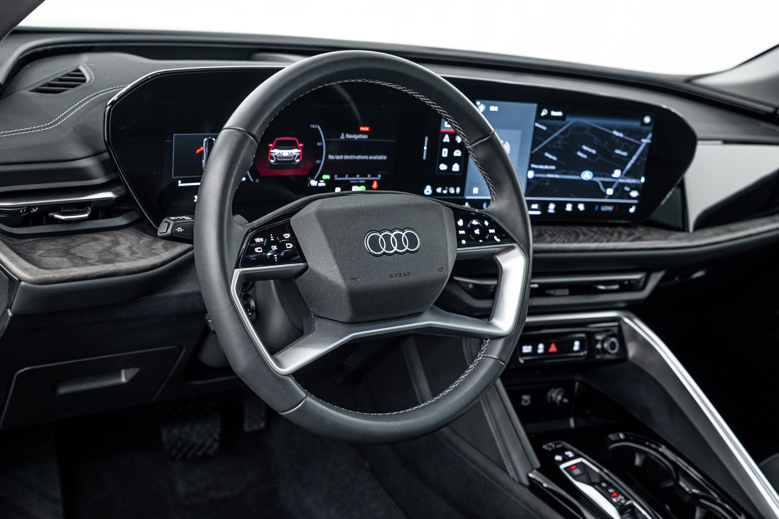 Used 2025 Audi Q5 Premium Plus w/ Premium Plus AWD/4WD image 11