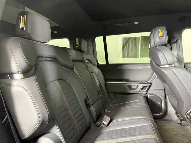 Used 2023 Rivian R1S Adventure AWD/4WD image 29