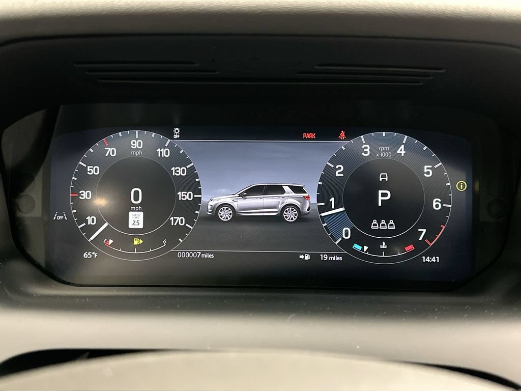 Certified 2025 Land Rover Discovery Sport S AWD/4WD image 13