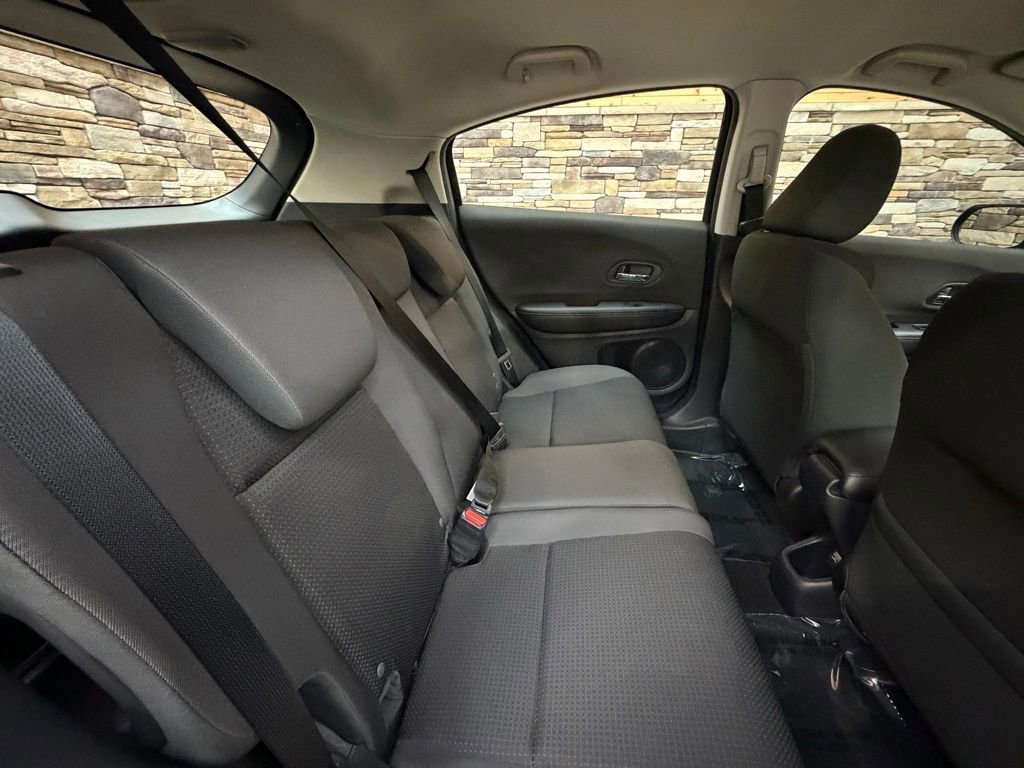 Used 2020 Honda HR-V LX image 30