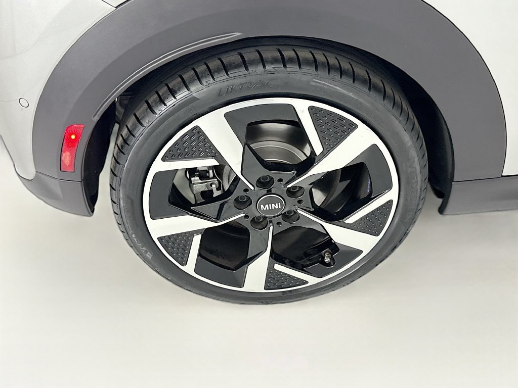 Used 2025 MINI Cooper S FWD image 28