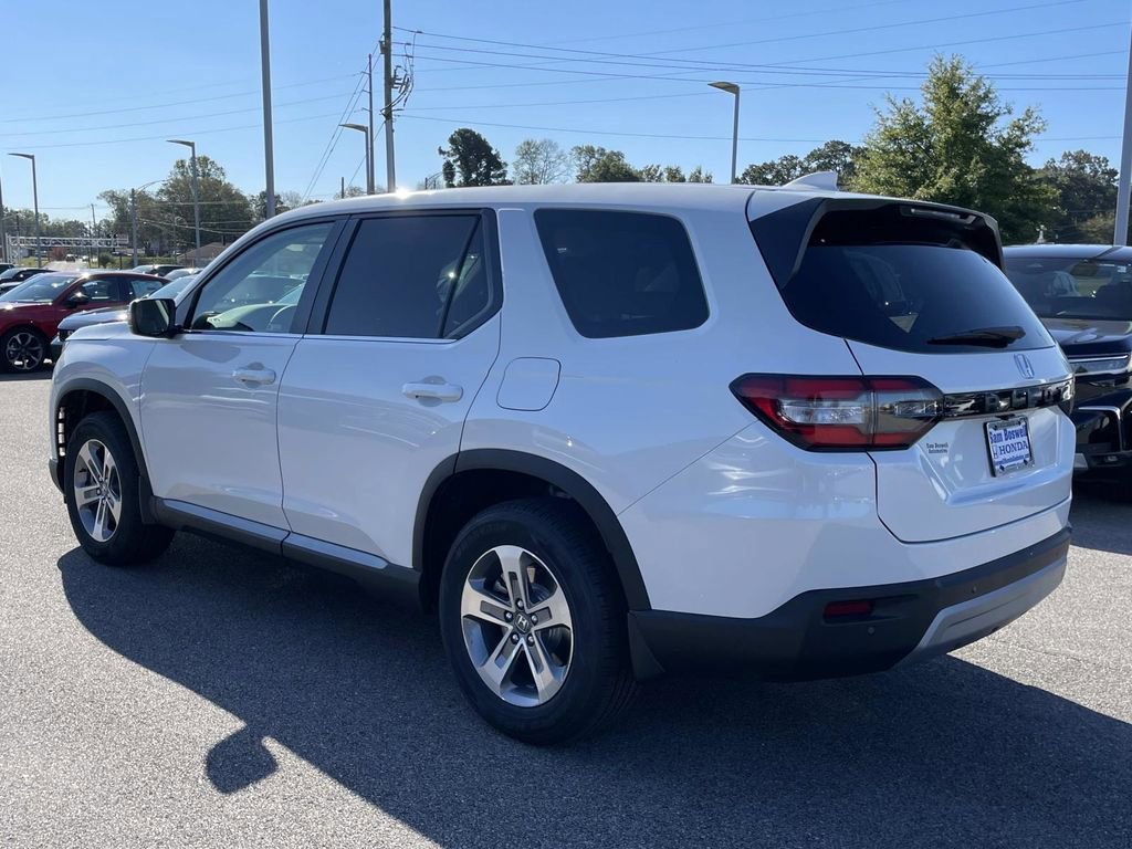 New 2025 Honda Pilot EX-L image 5