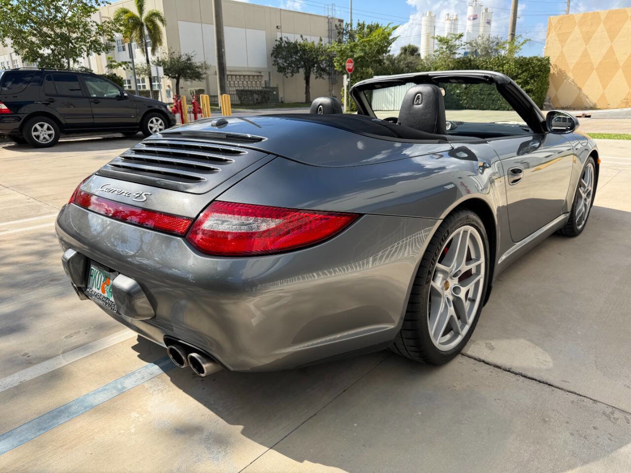 Used 2009 Porsche 911 Carrera 4S image 8