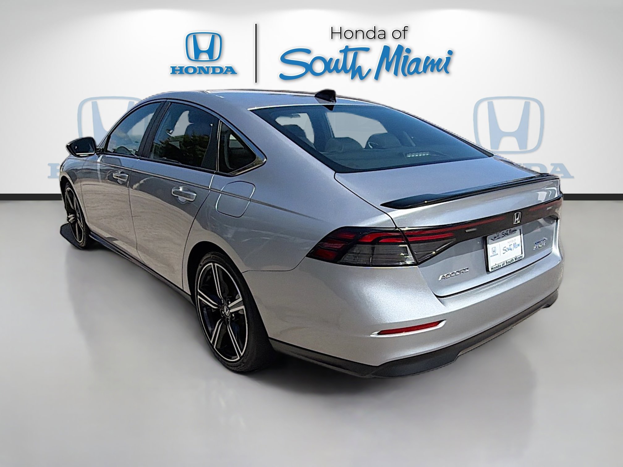 Used 2024 Honda Accord Sport image 5
