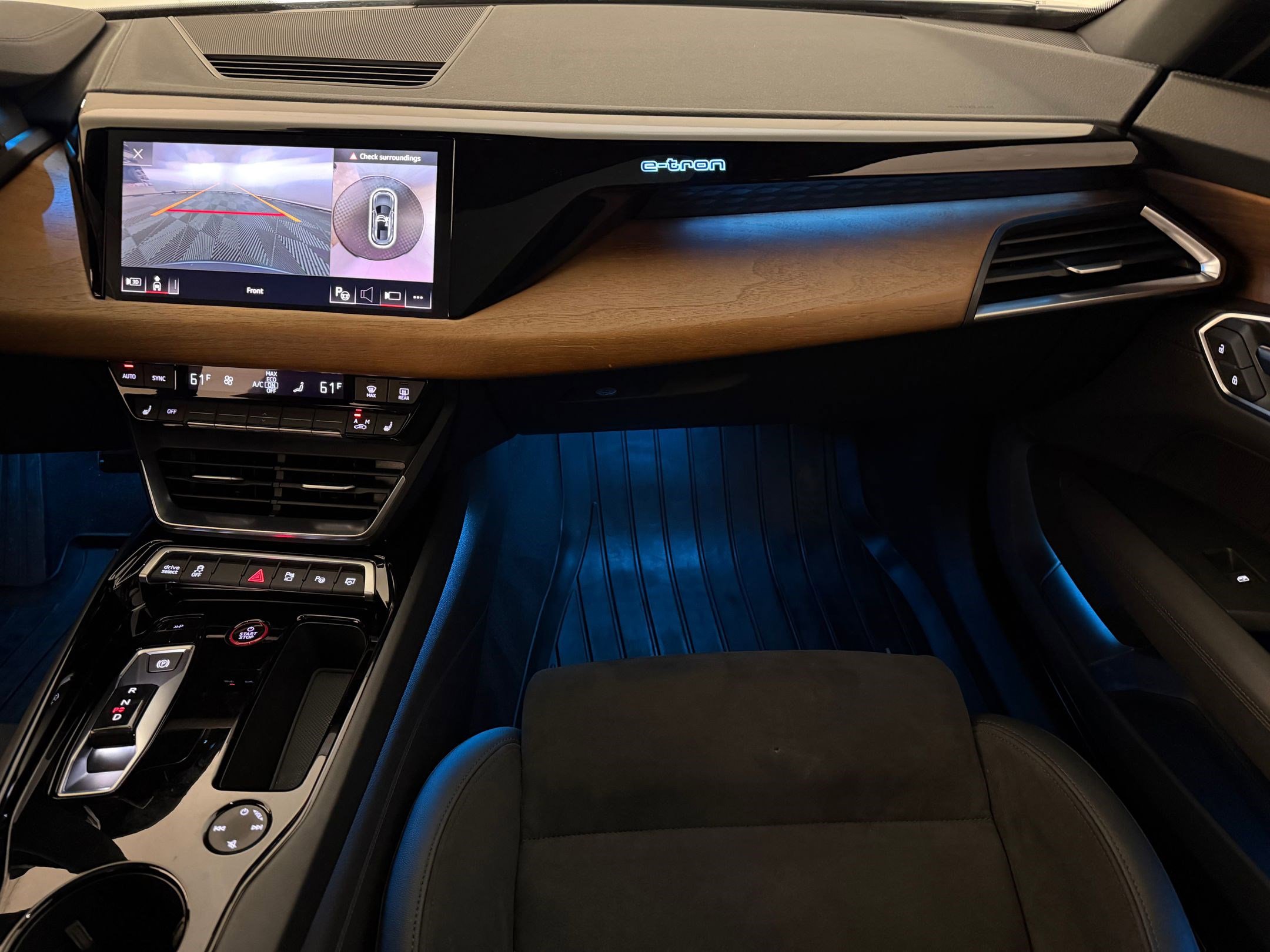 Used 2023 Audi e-tron GT Prestige w/ Prestige Package AWD/4WD image 19