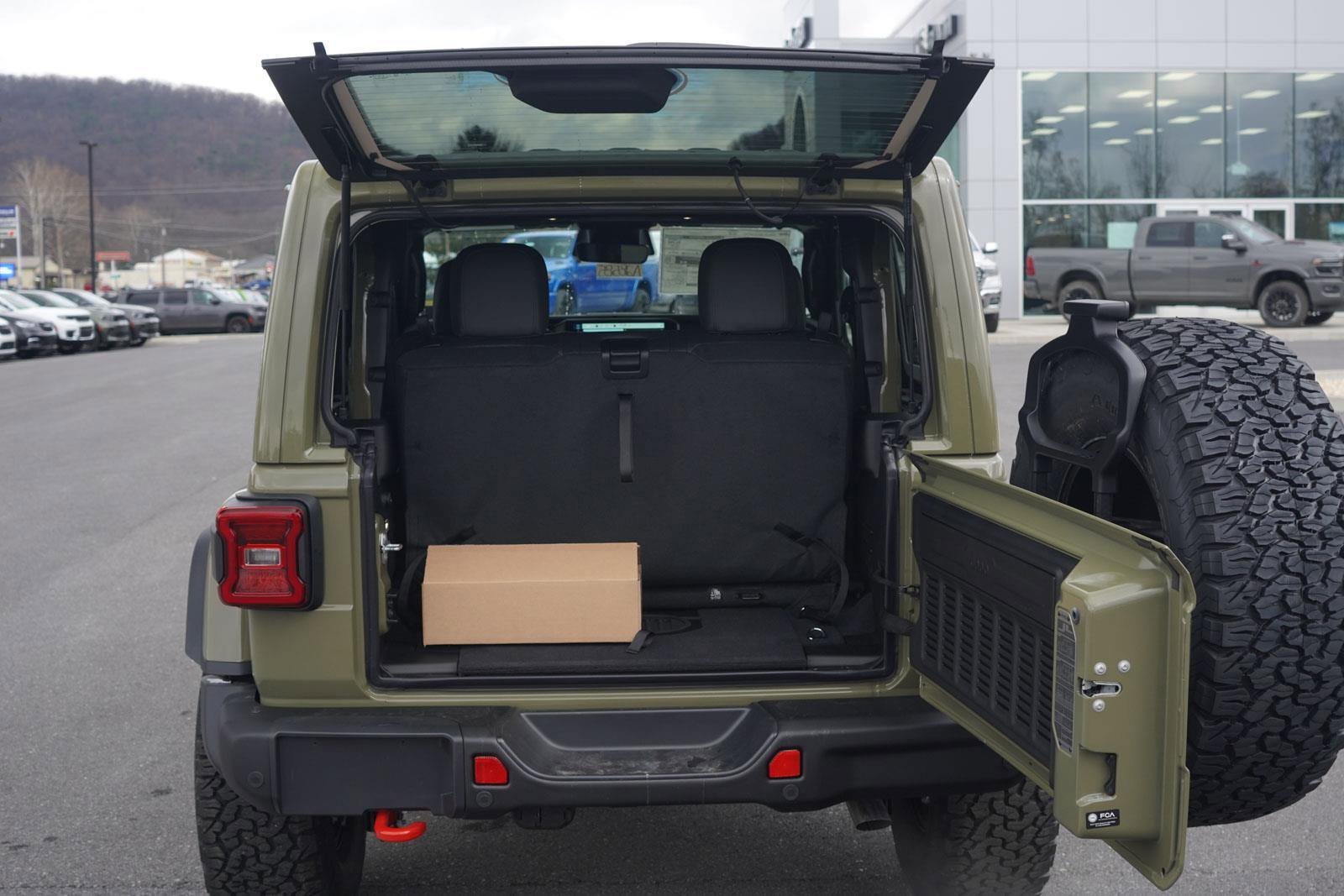 New 2026 Jeep Wrangler Rubicon image 12