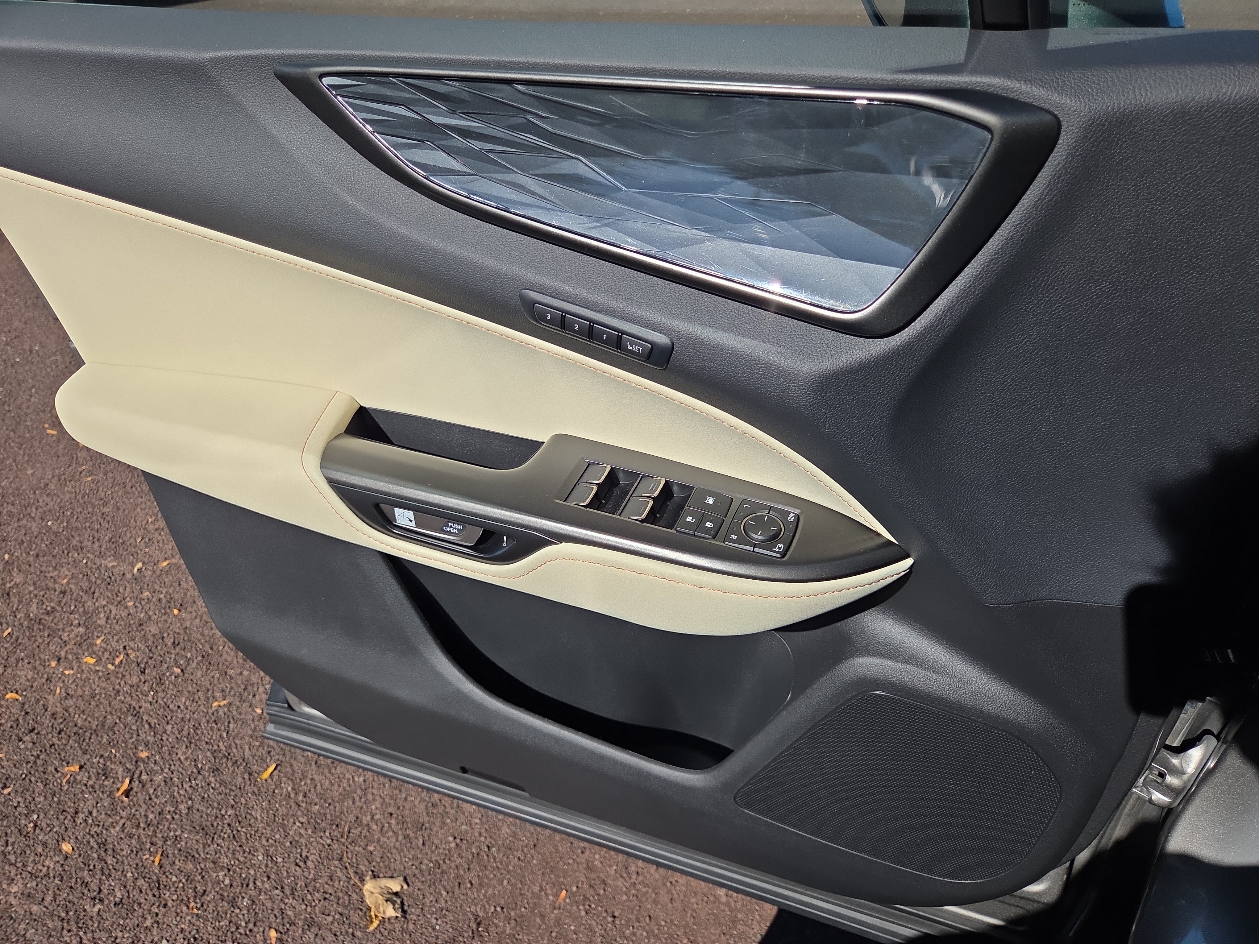 Used 2024 Lexus NX 350 AWD image 14