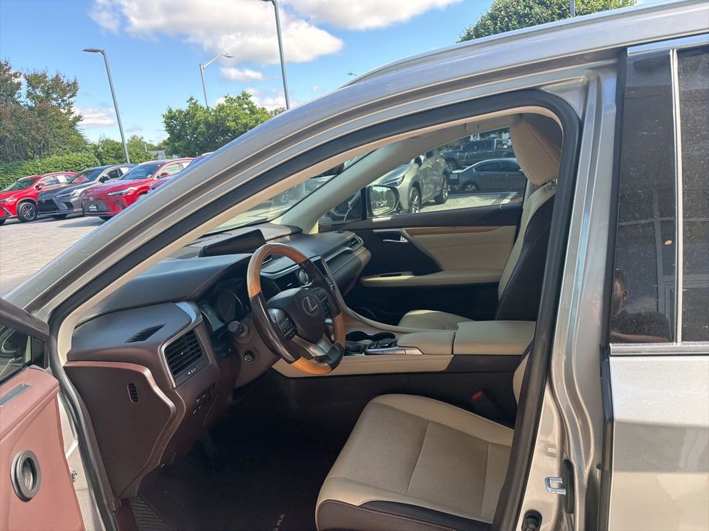 Used 2019 Lexus RX 350L AWD image 20
